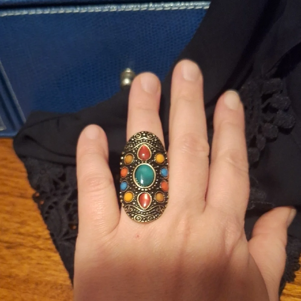 🌺 Boho Vintage-Style Ring – Multicolor Cabochons – Size 7